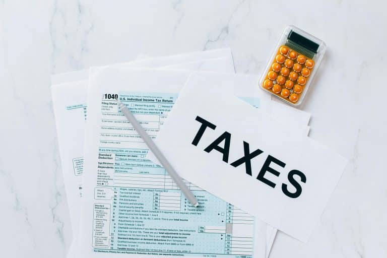 Side Hustle Tax Pitfalls: IRS Rules You Can’t Ignore