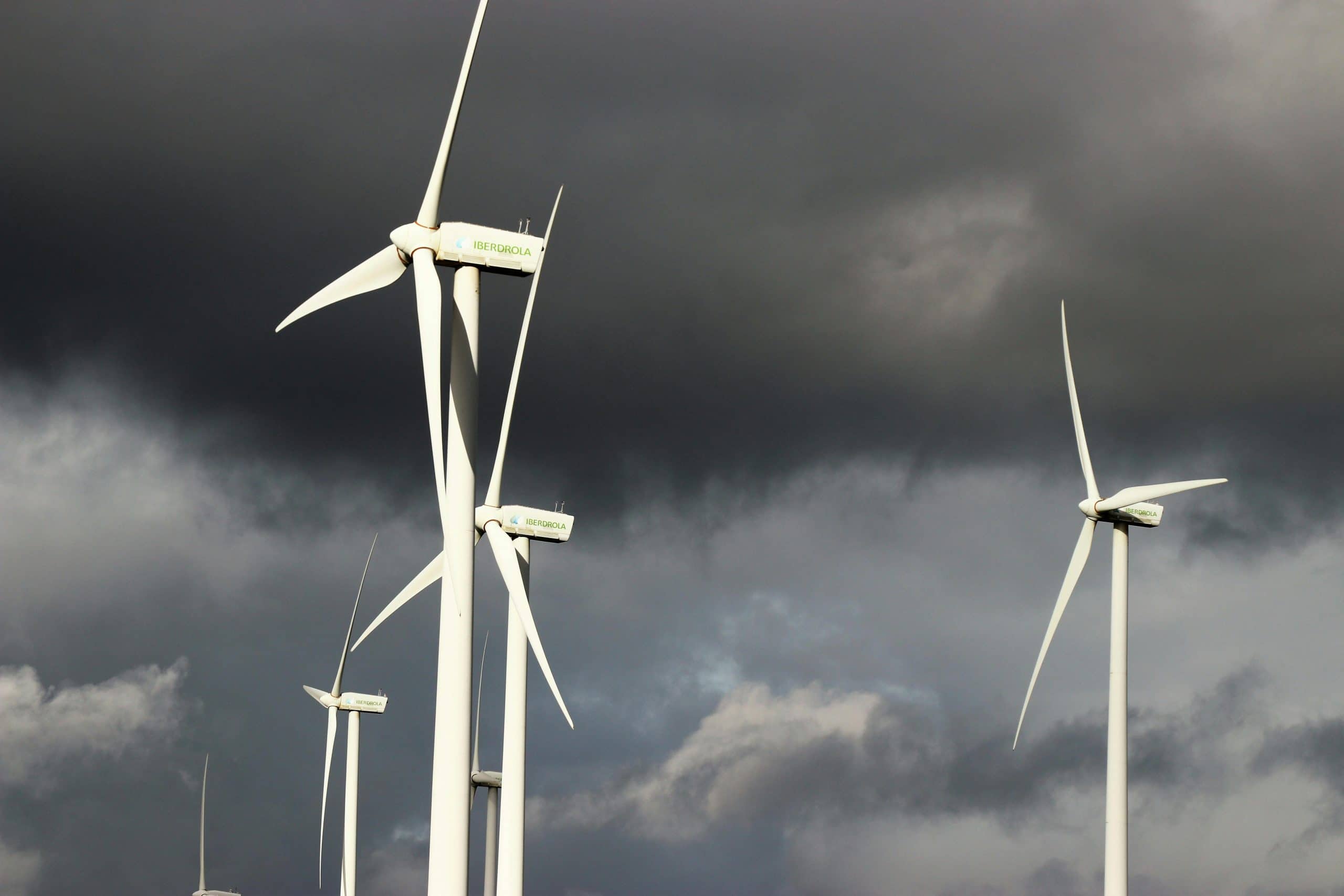 Lithium Alternatives: Batteries Powered by Salt and Air