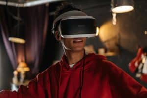 AR Dressing Rooms: Virtual Try-Ons That Beat the Fitting Line