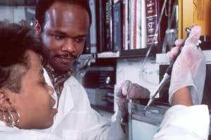Decolonizing STEM: Indigenous Knowledge in Science Curricula